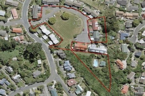 Photo of property in 18 Hollydale Grove, Churton Park, Wellington, 6037