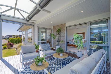 Photo of property in 32 Aquila Drive, Whitianga, 3510