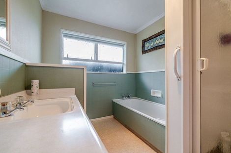 Photo of property in 19 Te Punga Place, Awapuni, Palmerston North, 4412