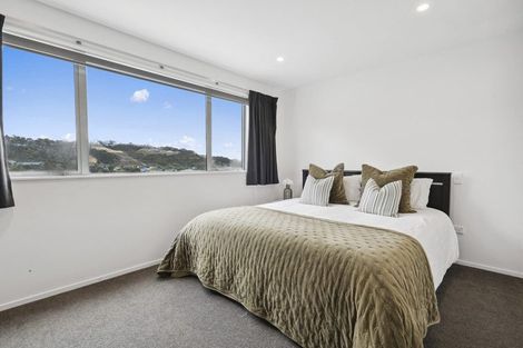 Photo of property in 49a Spyglass Lane, Whitby, Porirua, 5024