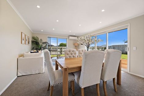 Photo of property in 1 Reremoana Close, Hawera, 4610