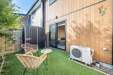 Photo of property in 4/97 Whites Line East, Waiwhetu, Lower Hutt, 5010