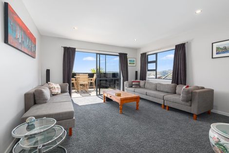 Photo of property in 154 Endeavour Drive, Whitby, Porirua, 5024