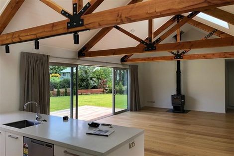 Photo of property in 5 Percy Lane, Wanaka, 9305