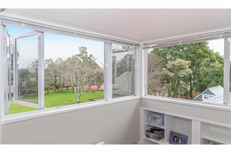 Photo of property in 2/26 Elliott Avenue, Bayview, Auckland, 0629