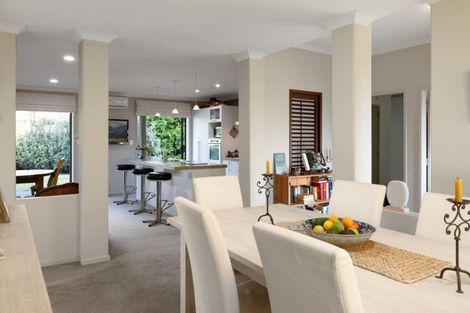 Photo of property in 5 Seabreeze Place, Papamoa Beach, Papamoa, 3118