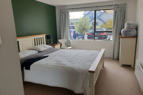 Photo of property in 2/17 Aberfoyle Place, Parklands, Christchurch, 8083