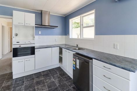 Photo of property in 124 Major Drive, Kelson, Lower Hutt, 5010