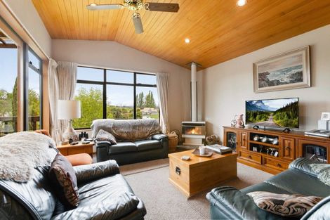 Photo of property in 3 Kinnibeg Street, Albert Town, Wanaka, 9305