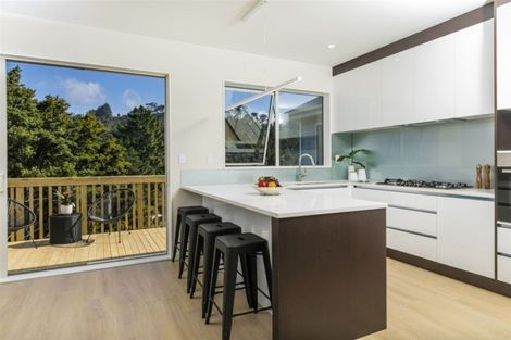 Photo of property in 28 Jeroboam Loop, Kumeu, 0810