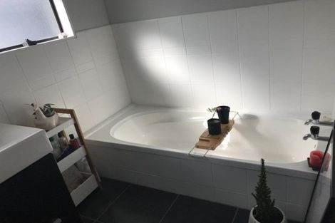 Photo of property in 9 Carroll Grove, Trentham, Upper Hutt, 5018