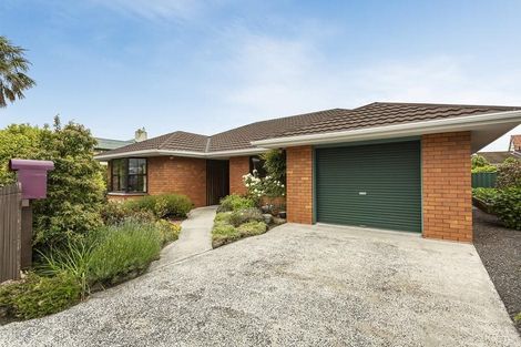 Photo of property in 69 Argyle Street, Mosgiel, 9024