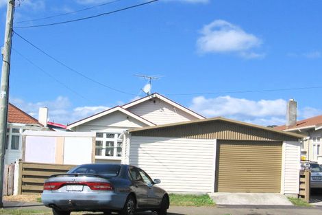 Photo of property in 72 Miro Street, Miramar, Wellington, 6022