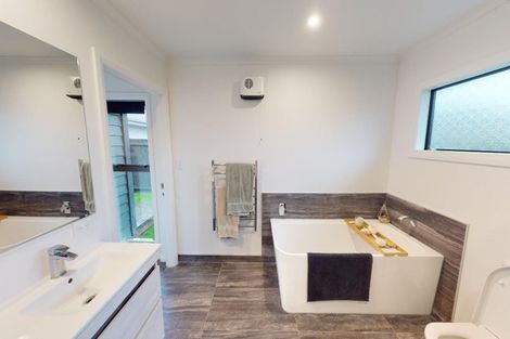 Photo of property in 2 Serenity Crescent, Kelvin Grove, Palmerston North, 4414