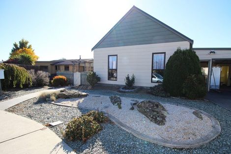 Photo of property in 2 Cherry Grove, Alexandra, 9320