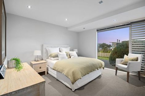 Photo of property in 27 Rita Way, Omaha, 0986