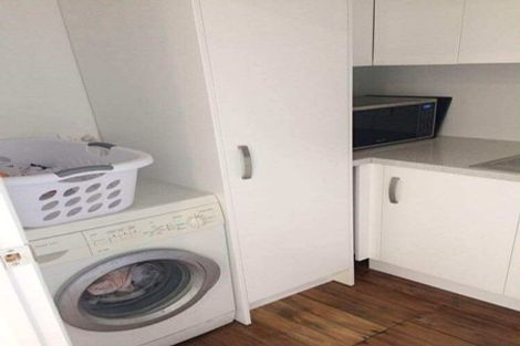 Photo of property in 12 Alston Avenue, Kelston, Auckland, 0602