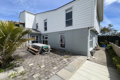 Photo of property in 57 Queens Road, Glen Avon, New Plymouth, 4312