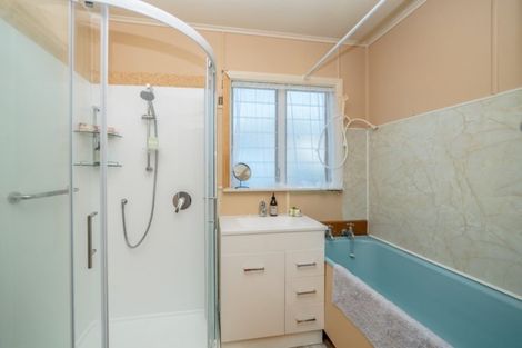 Photo of property in 92 Oxford Street, Lansdowne, Masterton, 5810