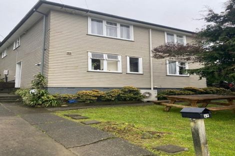 Photo of property in 49 Davidson Crescent, Tawa, Wellington, 5028