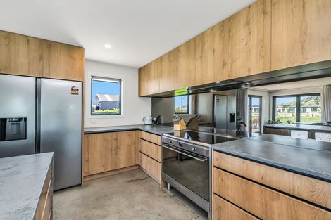 Photo of property in 145 Verdeco Boulevard, Lincoln, 7608