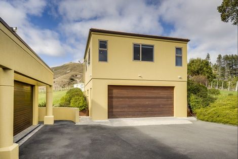 Photo of property in 245 Te Mata Peak Road, Havelock North, 4130