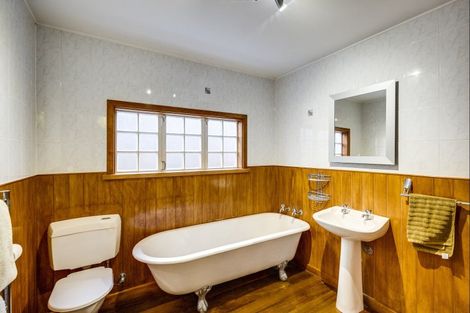 Photo of property in 7 Fitzroy Road, Bluff Hill, Napier, 4110