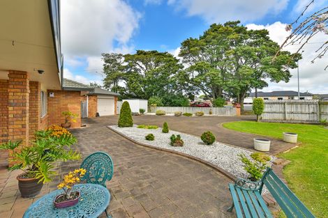 Photo of property in 502 Great South Road, Rosehill, Papakura, 2113