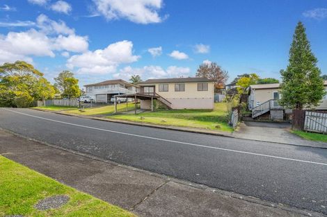 Photo of property in 14 Rehia Road, Massey, Auckland, 0614