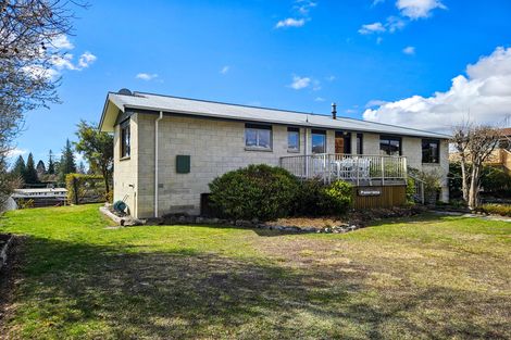 Photo of property in 5 Murray Place, Lake Tekapo, 7999