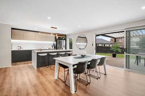 Photo of property in 9 Riverboat Lane, Helensville, 0800