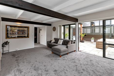 Photo of property in 17 Kowhai Park Road, Maunu, Whangarei, 0110