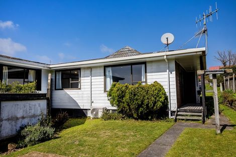 Photo of property in 11a Latitude Close, Whitby, Porirua, 5024