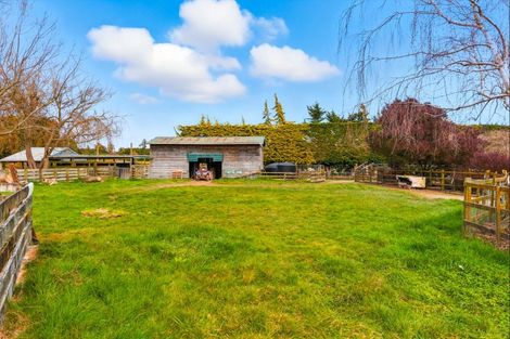 Photo of property in 70 Joblins Road, Levin, 5571