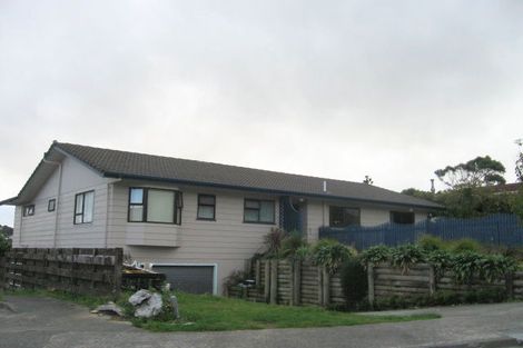 Photo of property in 16 Tortola Crescent, Grenada Village, Wellington, 6037