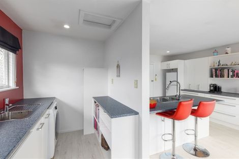 Photo of property in 262 Main North Road, Redwood, Christchurch, 8051