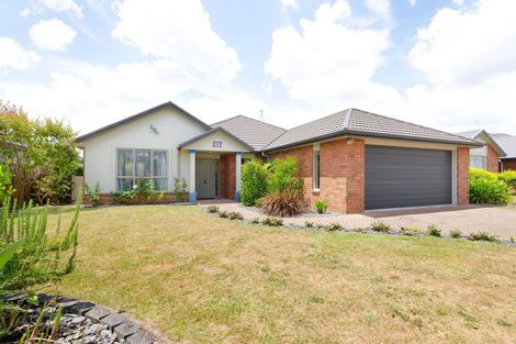 Photo of property in 61 Nielsen Gardens, Rototuna, Hamilton, 3210