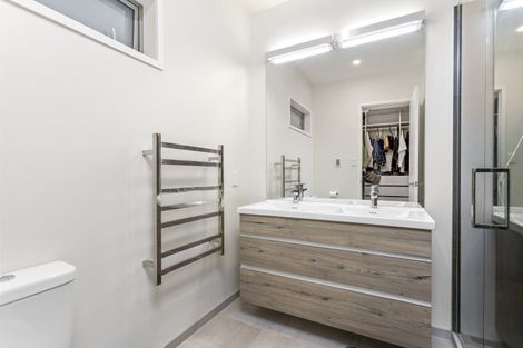 Photo of property in 9 Tauwaka Crescent, Riverhead, 0820