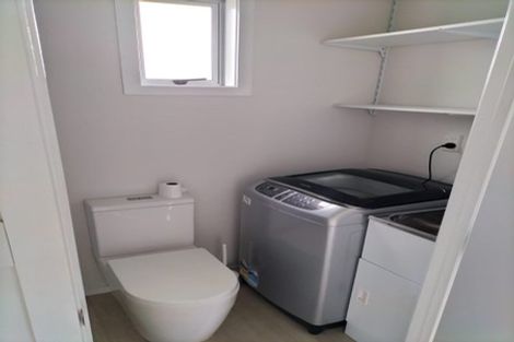 Photo of property in 15a Aeroview Drive, Beach Haven, Auckland, 0626