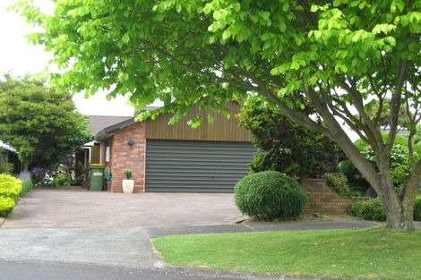 Photo of property in 29 Cumbrian Place, Conifer Grove, Takanini, 2112