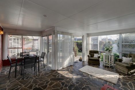 Photo of property in 131 Kendal Avenue, Burnside, Christchurch, 8053