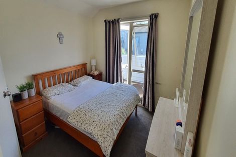 Photo of property in 7/20 Fields Parade, Oteha, Auckland, 0632