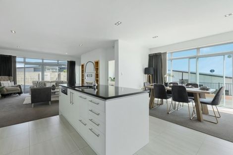 Photo of property in 4 Pennine Way, Huntsbury, Christchurch, 8022