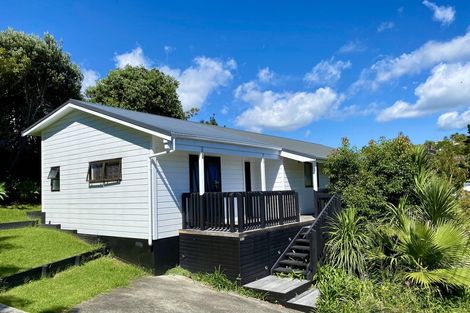 Photo of property in 2/660 Beach Road, Browns Bay, Auckland, 0630