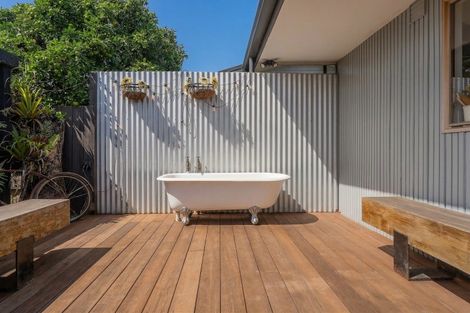 Photo of property in 75 Robinson Road, Whitianga, 3510