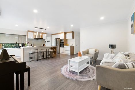 Photo of property in 12 Brittas Place, East Tamaki, Auckland, 2016