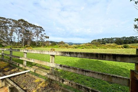 Photo of property in 68 South Kensington Way, Henderson, Auckland, 0612