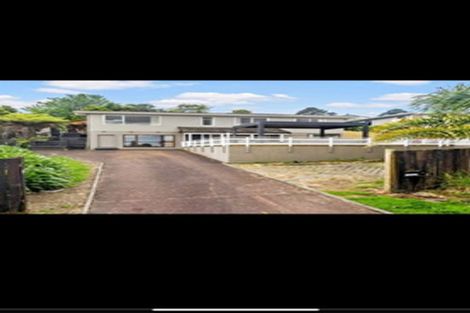 Photo of property in 16 Glenbervie Crescent, Massey, Auckland, 0614