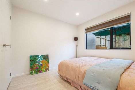 Photo of property in 7d Kerria Place, Sunnynook, Auckland, 0620