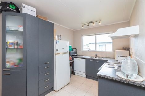 Photo of property in 82b Kahikatea Drive, Melville, Hamilton, 3206